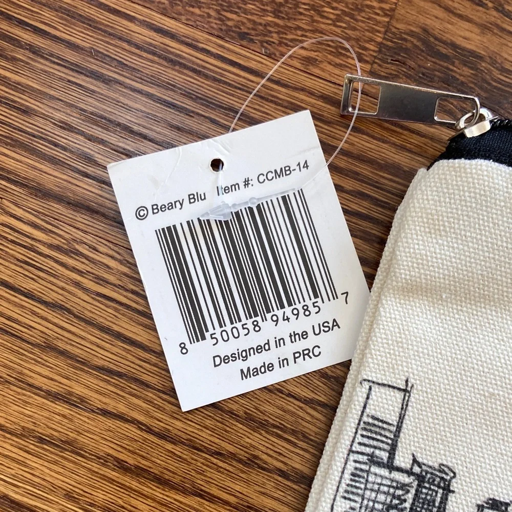 NWT Indianapolis Skyline Canvas Pouch‎